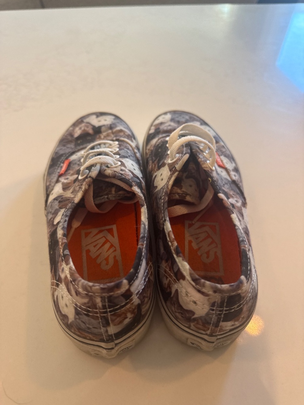 Vans - Picture 3 of 5